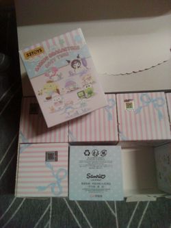 8 Hello Kitty characters- SANRIO CHARACTERS COZY TIME HELLO KITTY & FRIENDS/ (Blind 8 boxes)