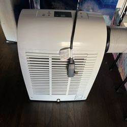 Air Conditioner (Friedrich P10S 10,000 BTU) 