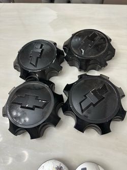 Chevy 2500 center cap