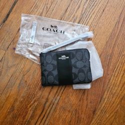 Wristlet