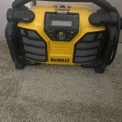 DeWalt  Bluetooth Speaker 