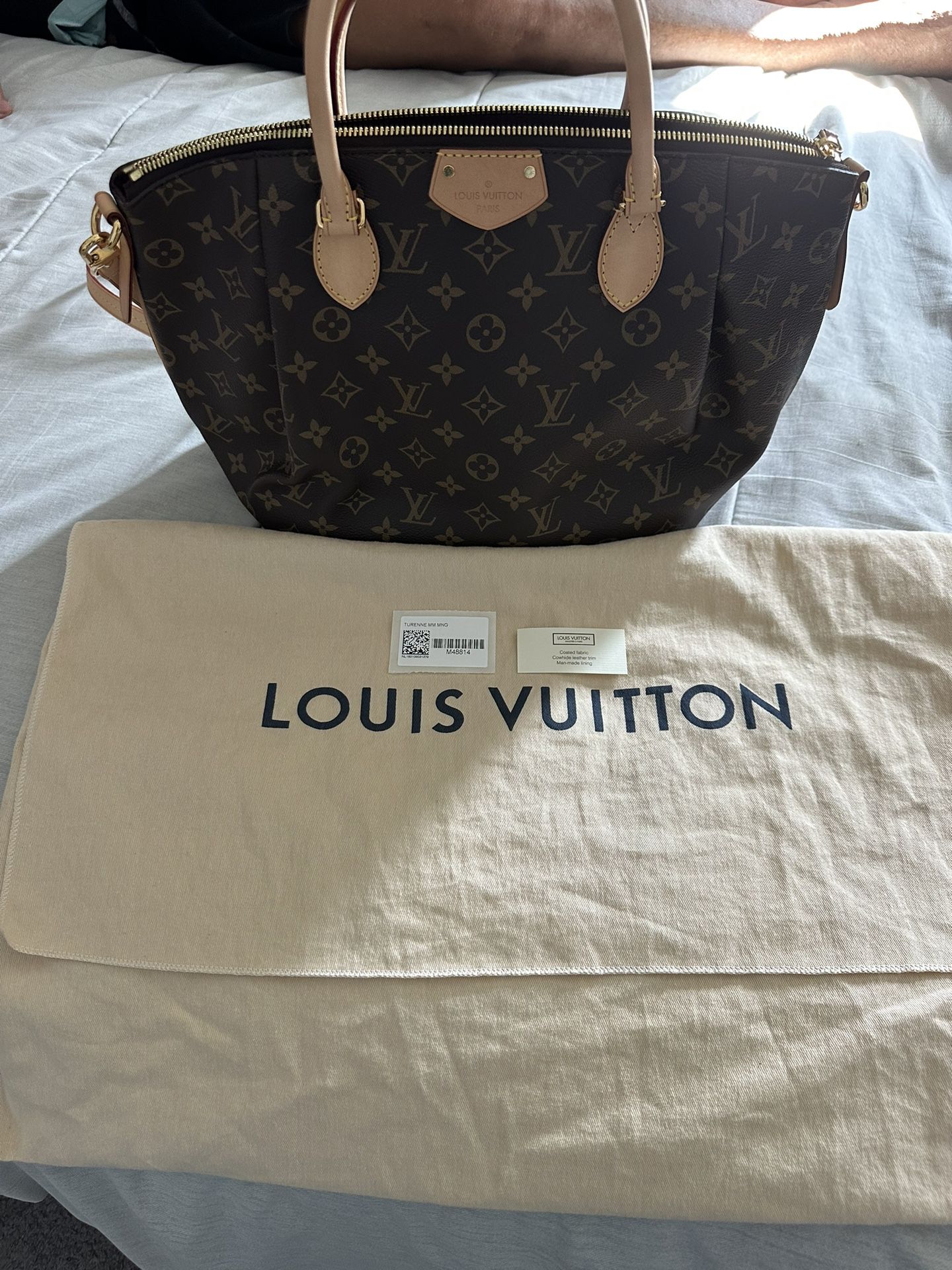 Louis Vuitton Turenne MM for Sale in Las Vegas, NV - OfferUp