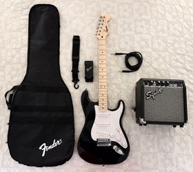Squier Sonic Stratocaster Electric Guitar Starter Pack – Like New