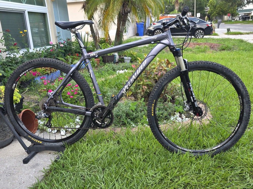 Specialized StumpJumper X-Large Mountain Bike
