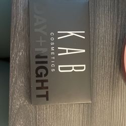 KAB Cosmetics Eyeshadow Pallete