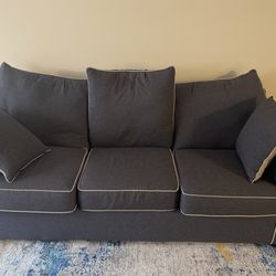 3 Seater Couch 150$
