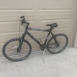Trek 3900 Mountain Bike – 21” Frame – Alpha Aluminum – 26” Wheels – Shimano