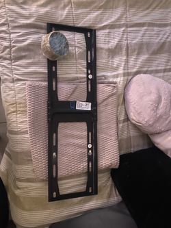TV Wall Mount Bracket
