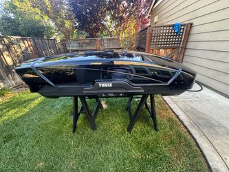 Thule Motion XT L Roof Cargo Box – Black Glossy – Excellent Condition