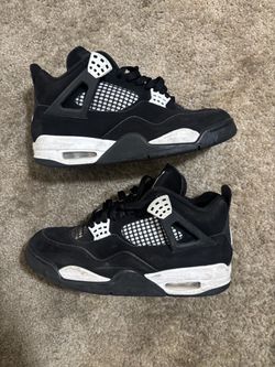 Jordan 4 White Thunder