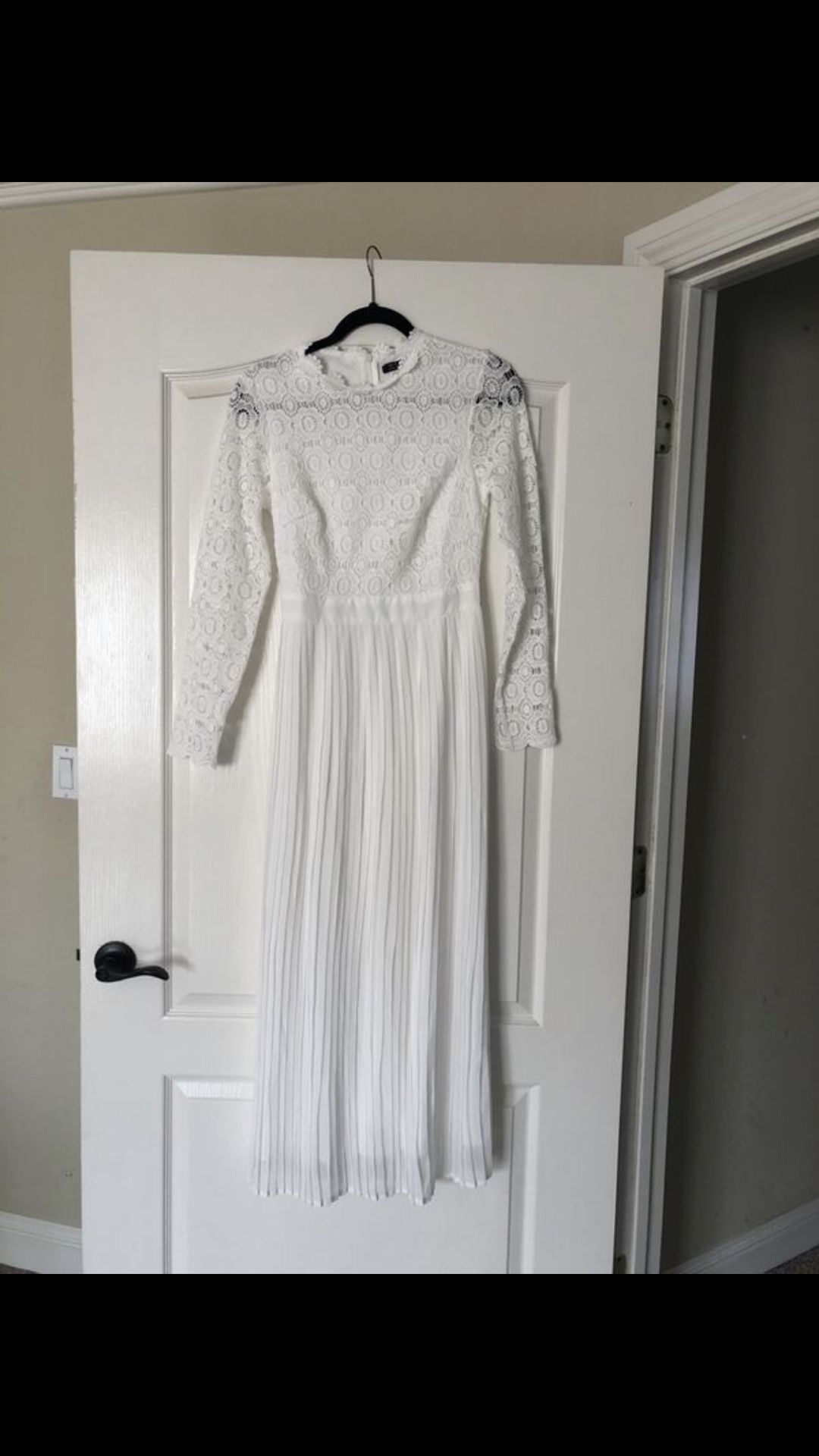 White long maxi lace dress