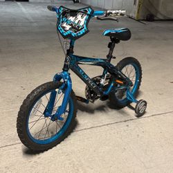 Dynacraft Kids Bike With Training Wheels