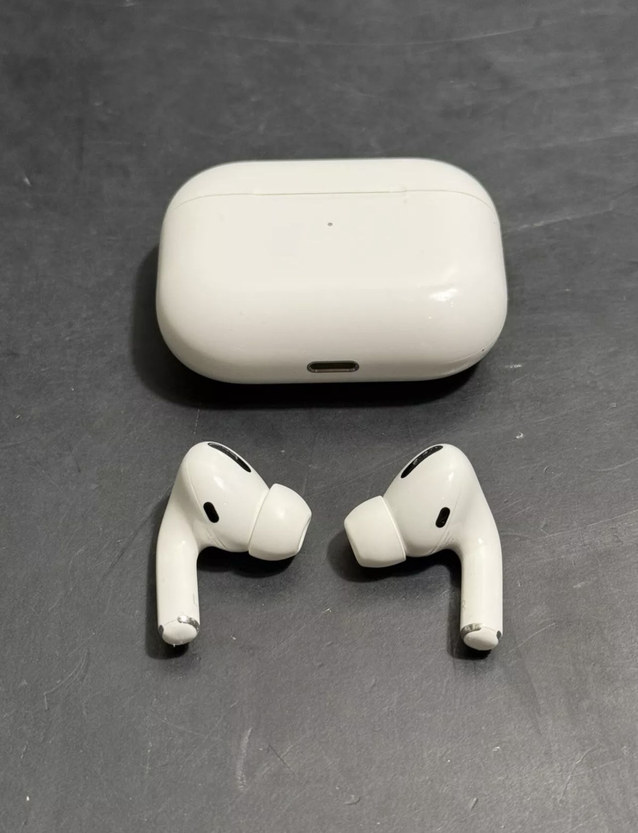 Apple AirPods Pro 2