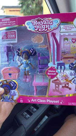 Royale high dolls