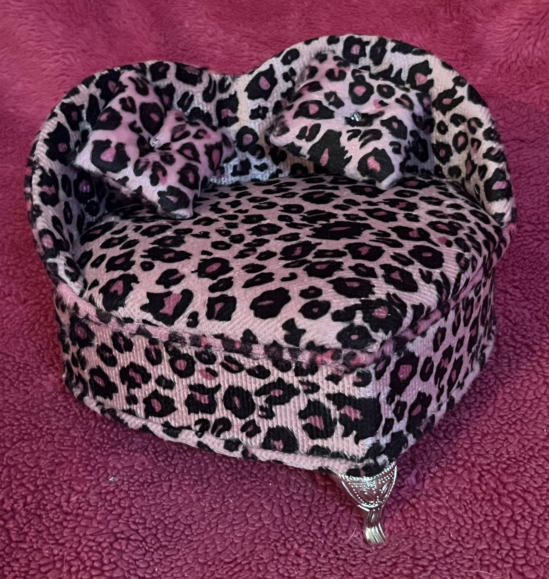 Pink Leopard Animal Print Plush Heart Shaped Jewelry Box 7” x 6” x 5” NEW in Box!