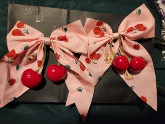2pk Cherries 🍒 Bow