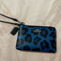 Vintage Coach Leopard Print Wrist Wallet