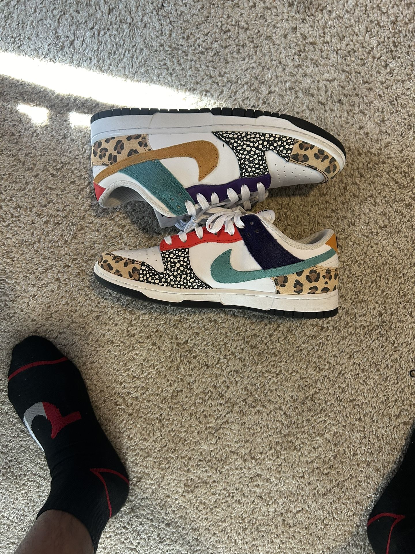 Safari Dunks Nike Woman Size 9