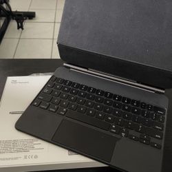 Apple iPad Magic Keyboard 11inch