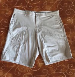 Men's Light Gray Golf Shorts