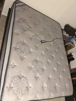 Queen Mattress + Adjustable Bed Frame – $300 | Good Condition!
