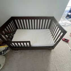 54 x 30 Infant Crib 