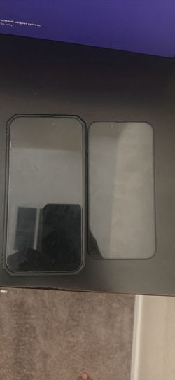 iPhone 14 Pro Max and 14 Pro