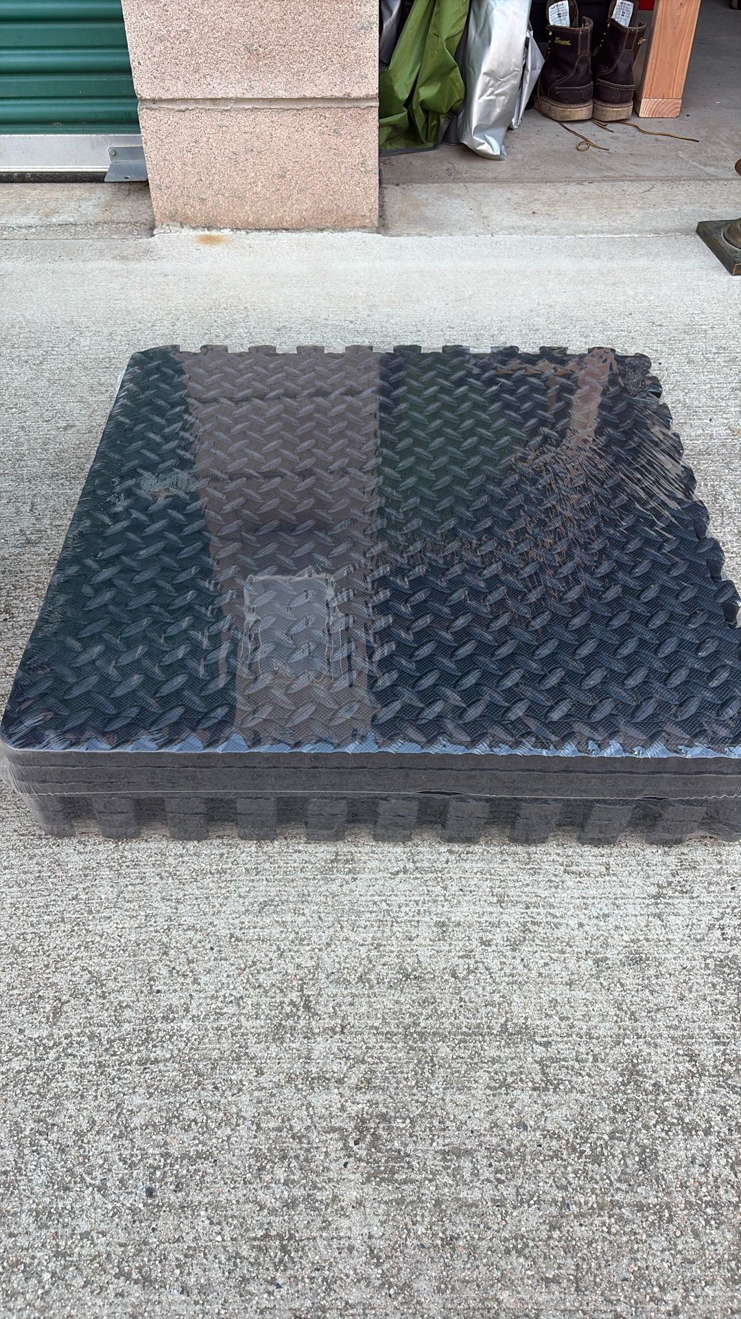 Puzzle Mats I Have 3 Brand New Sealed And One Opened