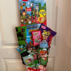 Minecraft💚 Valentine’s Day ❤️Basket