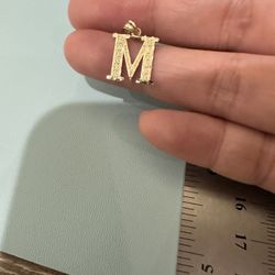 10kt Yellow Gold Initial M Pendant 1/2”