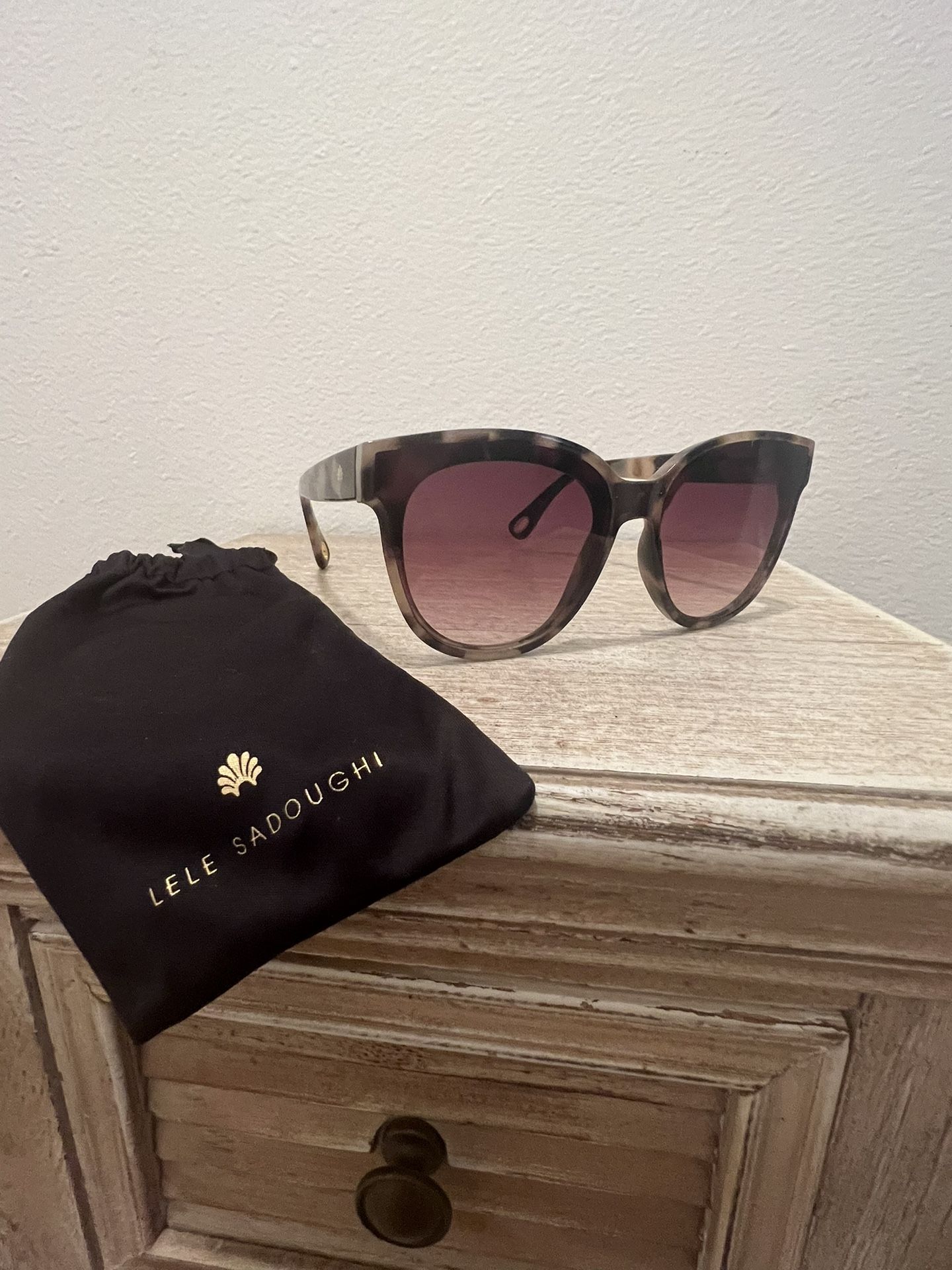 LELE SADOUGHI Brooklyn Sunglasses