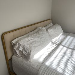 BED FRAME WITH CALI KING MATTRESS