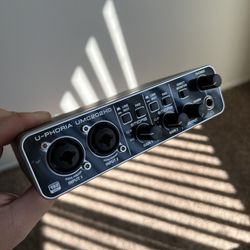 Behringer UMC202HD USB Audio Interface