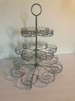 3-TIERED SILVER METAL 18 CUPCAKE HOLDER