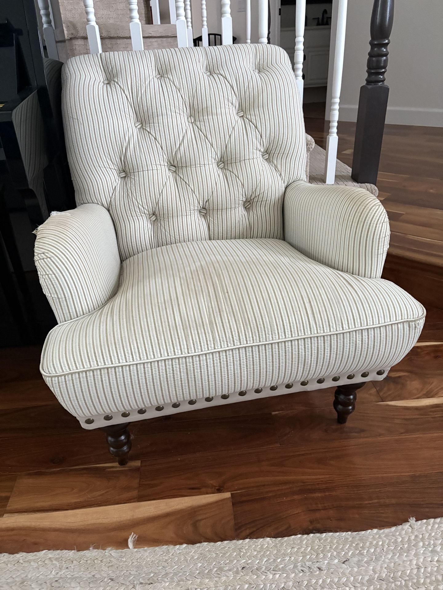 Coastal Chair And Ottoman 