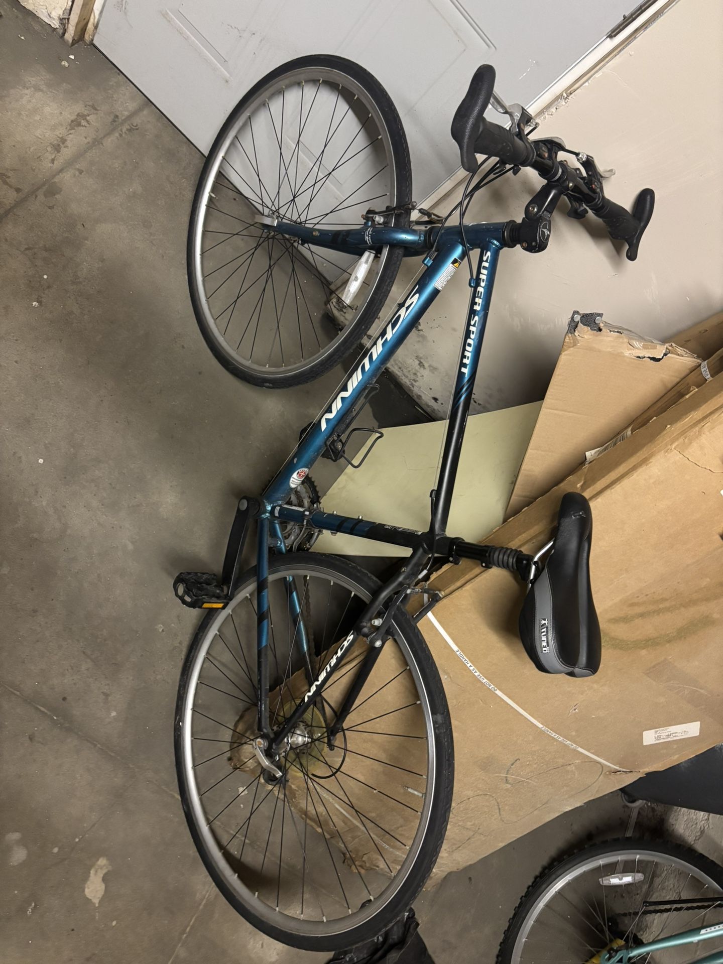 Schwinn Touring Bike🙌🏻