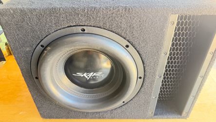 Skar Audio EVL-1X12D2 1250W RMS Loaded Subwoofer Enclosure