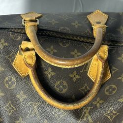 Speedy Vintage bag. No trades.