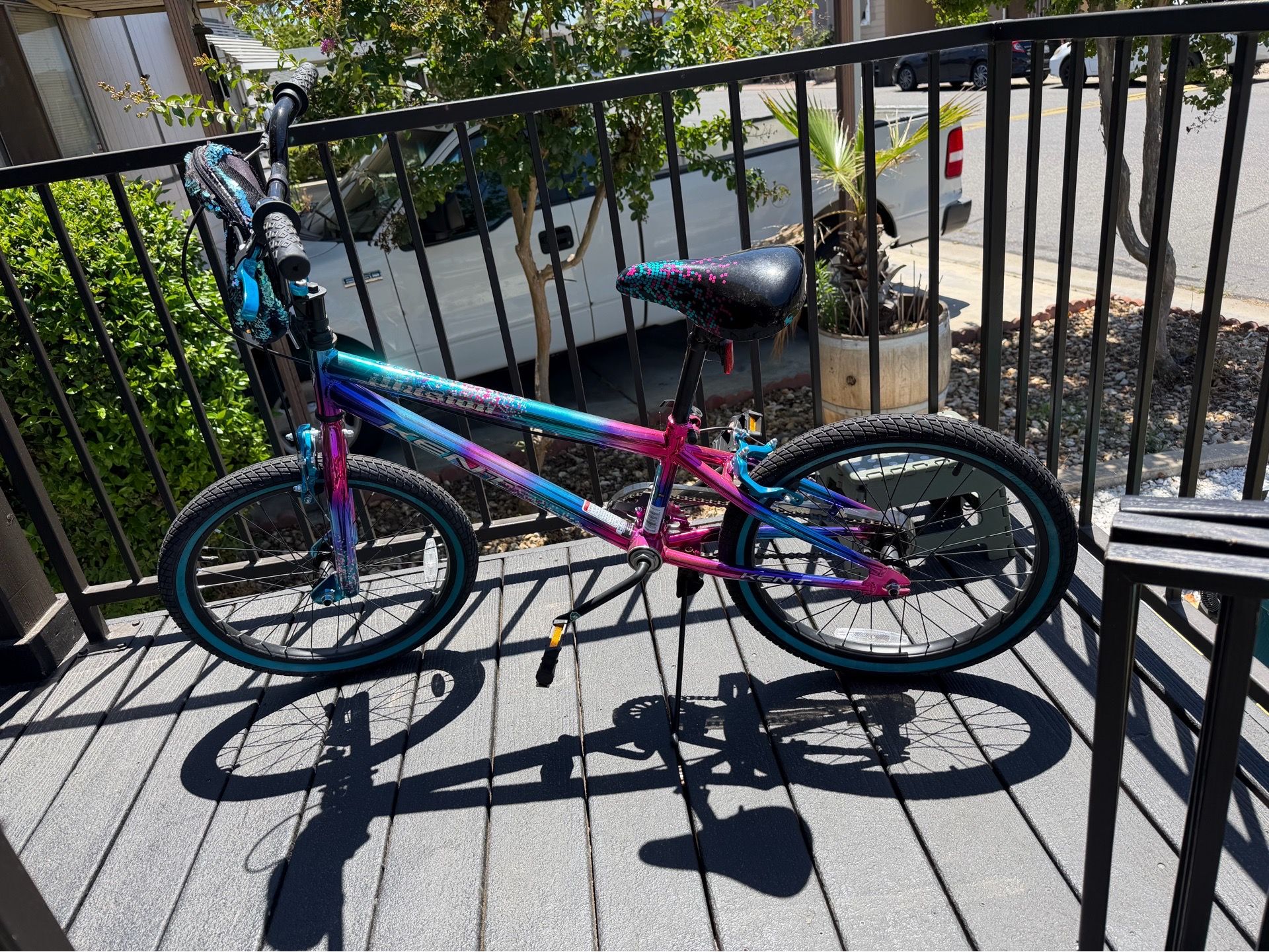 Girls bike