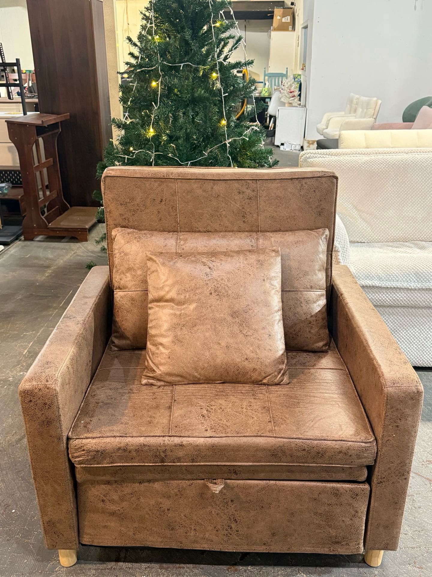 Adult convertible sofa bed, 3-in-1 pull-out sofa chair with side pockets, cushions, and adjustable backrest, suitable for small spaces, RVs, apartment