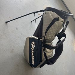 QI10 Staff Golf Bag 