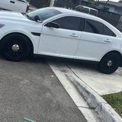 2019 Ford Taurus