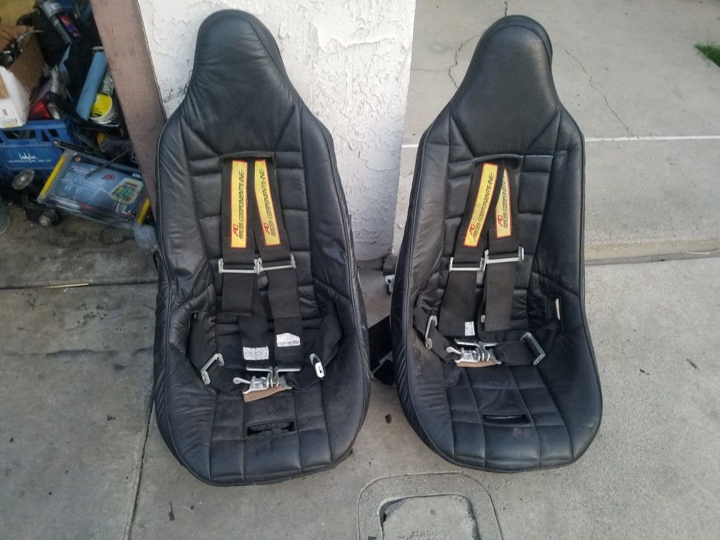 Universal race seats with RCI Racing seat belts
