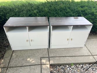 Cat Box Entertainment Stand