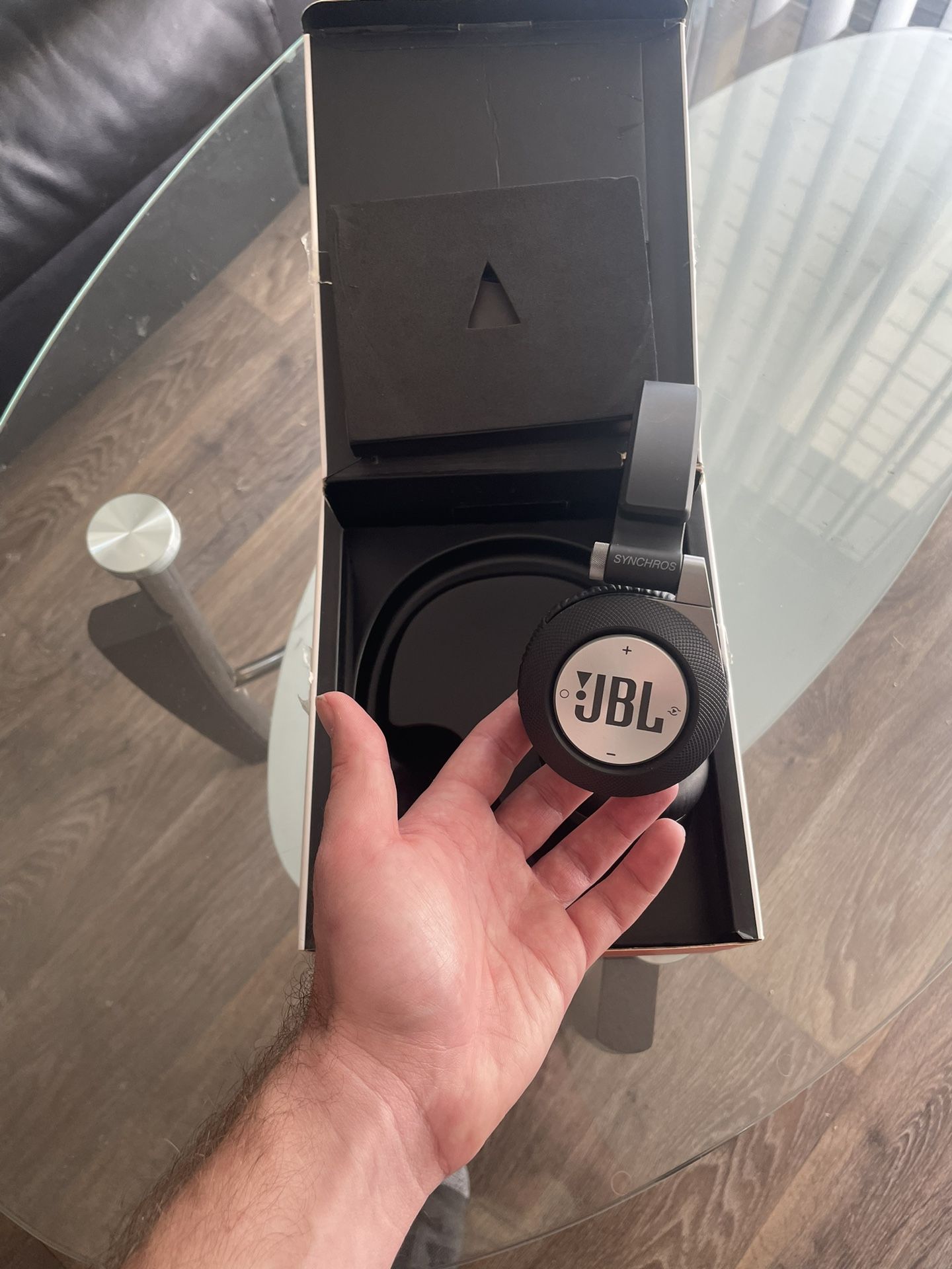 JBL E40BT Bluetooth Headphones