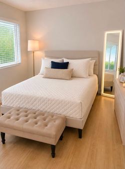 Juego de cama Queen completo $350 / Complete Queen Bed set $350
