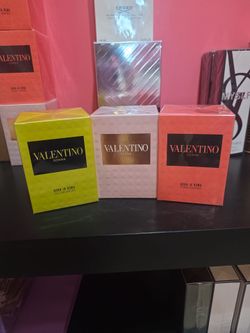Valentino Donna Born in Roma Perfume Set of 3