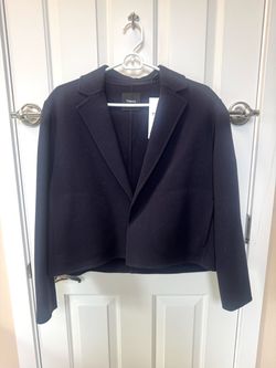 Theory women short wool coat