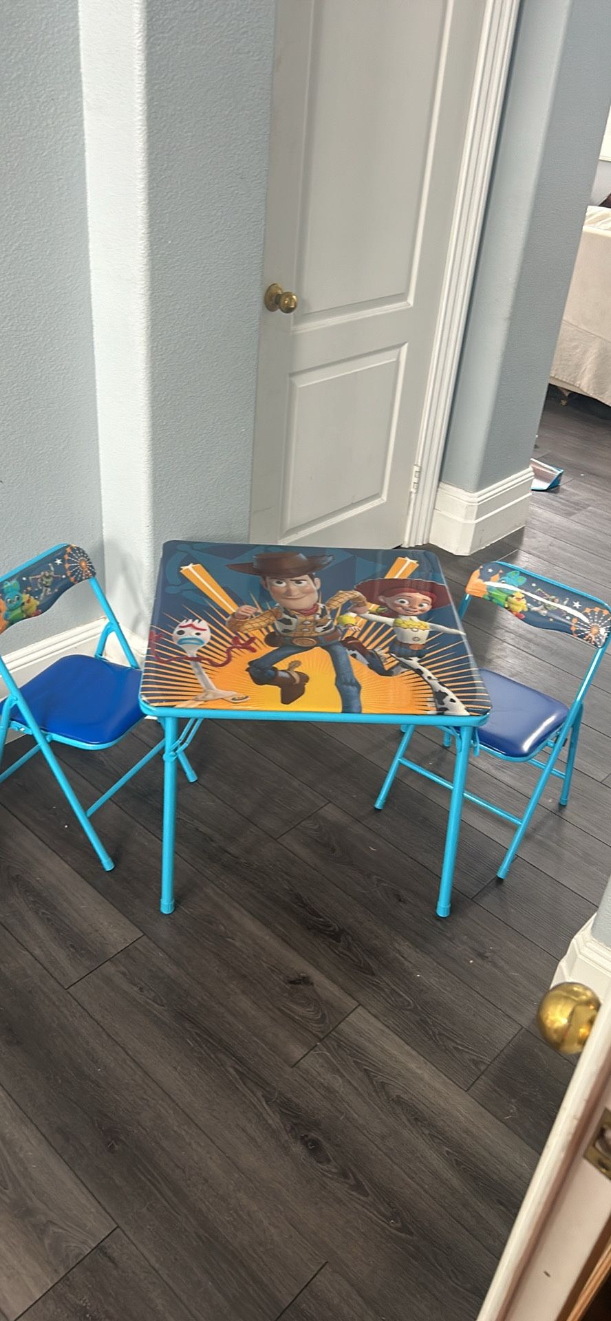 Disney Toy Story 4 Erasable Activity Table Woody 2 foldable chairs foldable table