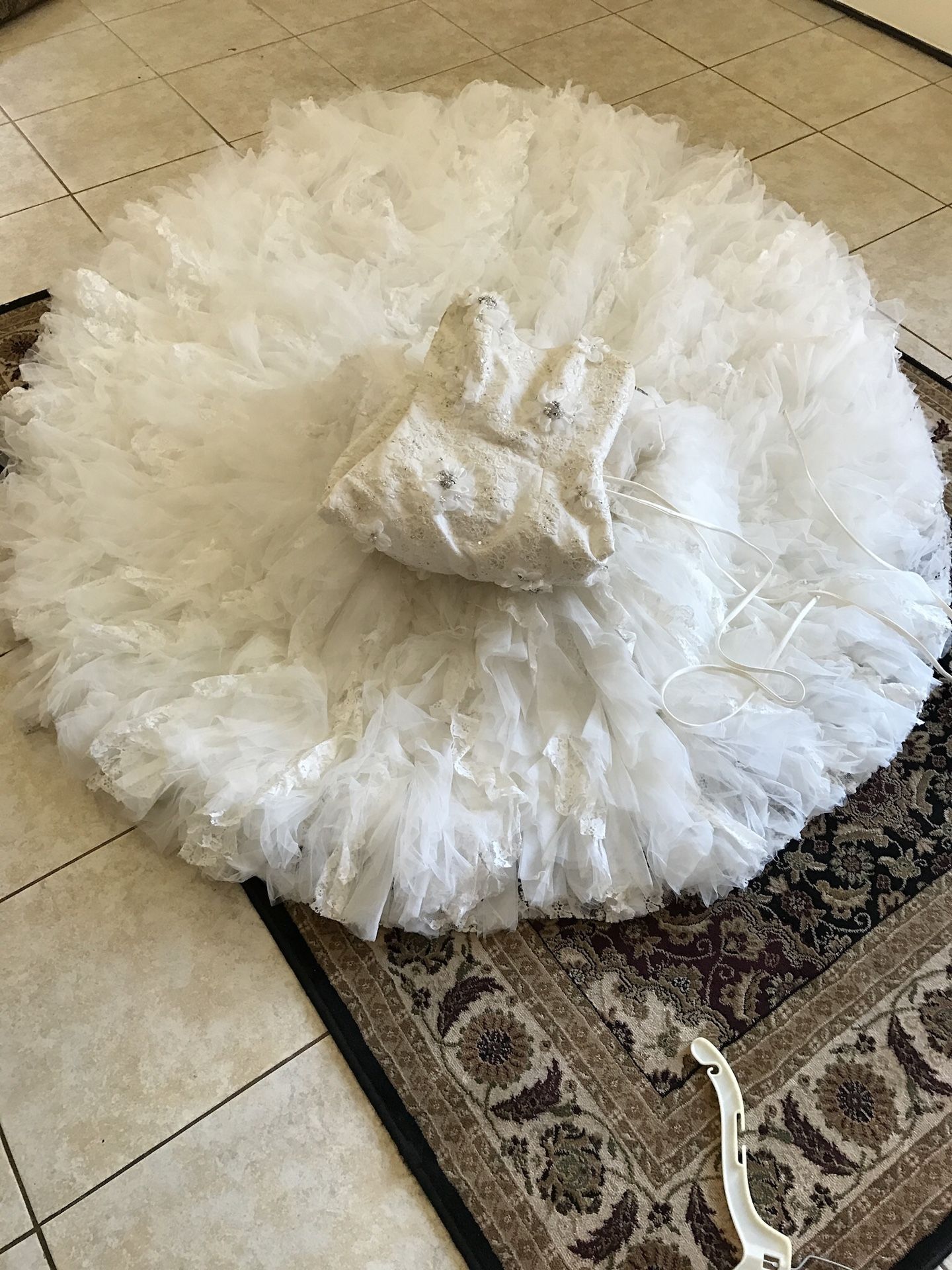 Maggie Sottero Wedding Dress size 4